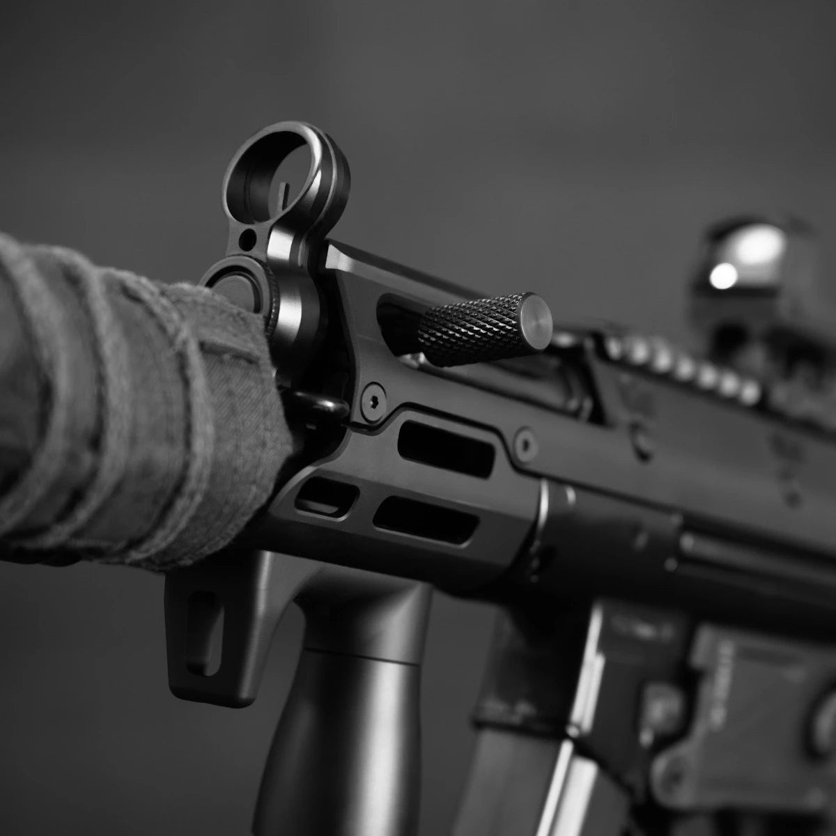 UTG PRO® Extended Cocking Handle for MP5® and MP5K - Image 9